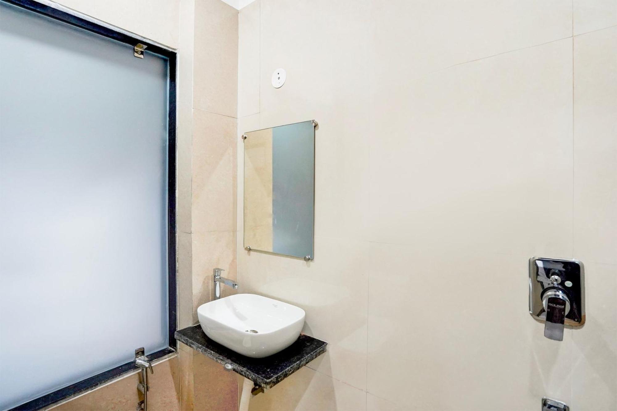 Super Collection O 63 A Noida Hotel Bagian luar foto